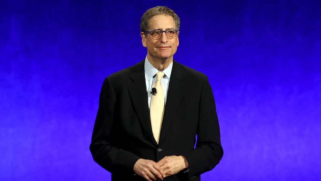 Sony Movie Chief Tom Rothman Tells Theaters to “Get Off the Ad Crack”