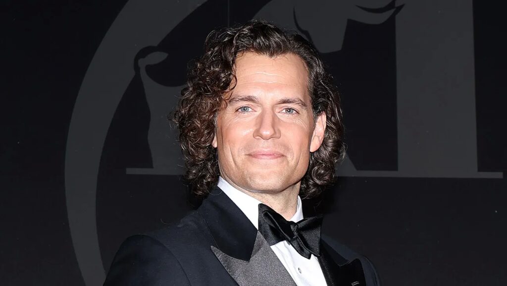Henry Cavill Stars in Movie Reboot