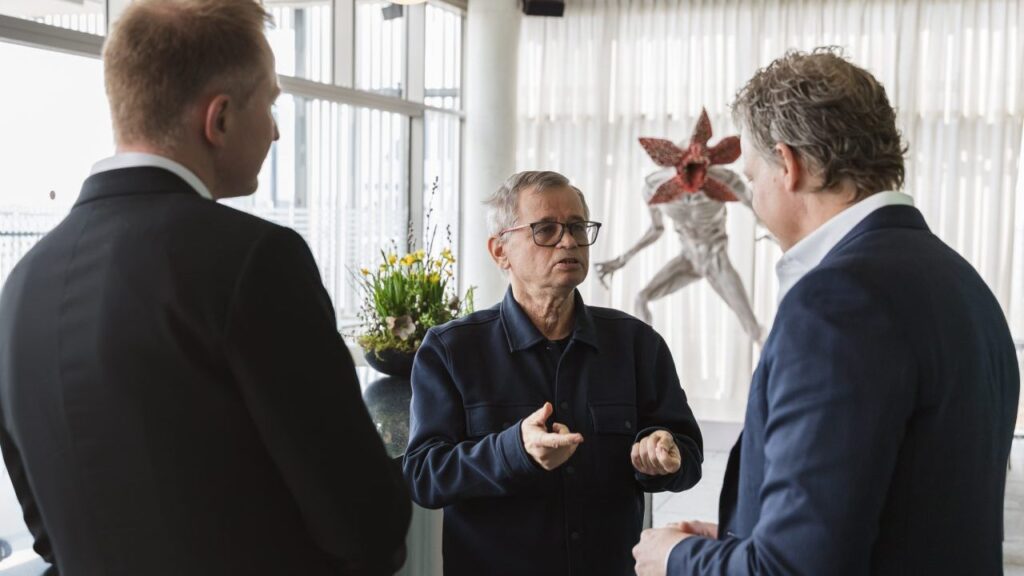 Netflix to Produce Polish Movie About the Teacher Who Mentored The Minds Behind OpenAI