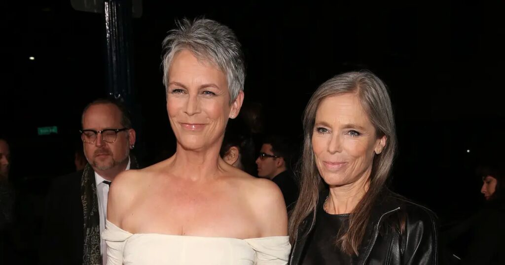 Jamie Lee Curtis Shares Pre-Wedding Photos With Late Sister