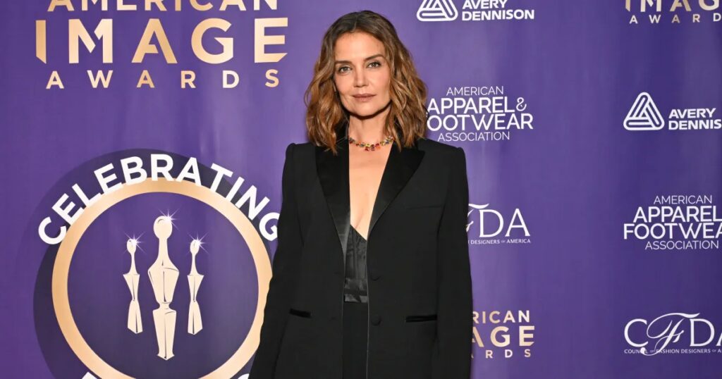 Katie Holmes’ Crocodile Leather Tote Bag Is Great for Commutes
