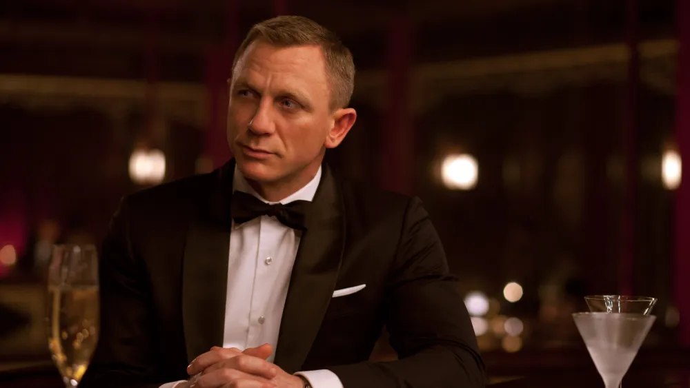 Disney Failed to Buy James Bond, Twitter and Apple, Says Bob Iger