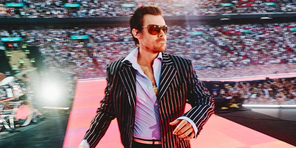 Harry Styles Kicks Off ‘Together, Together’ London Residency with Shania Twain, Makes Slight Change to Set List – Just Jared – Celebrity News and Gossip