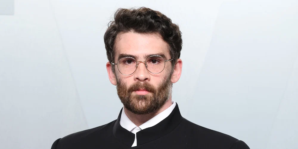 Political Commentator Hasan Piker Barred From Entering UK, Says It’s Because He Criticized Israel – Just Jared – Celebrity News and Gossip