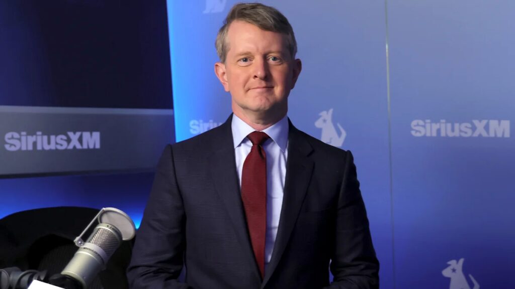 Ken Jennings Reveals He Was College Roommates with Fantasy Author Brandon Sanderson – Just Jared – Celebrity News and Gossip