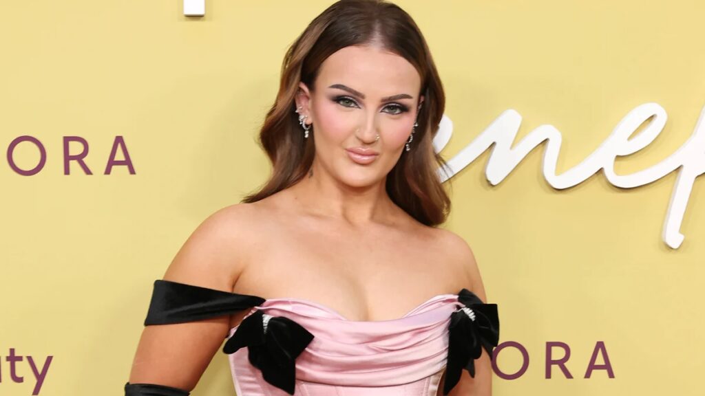 Influencer Mikayla Nogueira Shares TikTok Update After Being Rushed to The Hospital – Just Jared – Celebrity News and Gossip