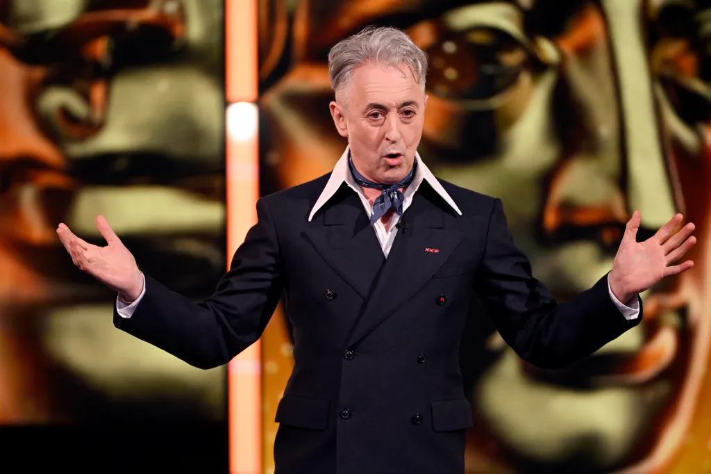 Alan Cumming Leads Paramount-Warner Boycott Via Block The Merger