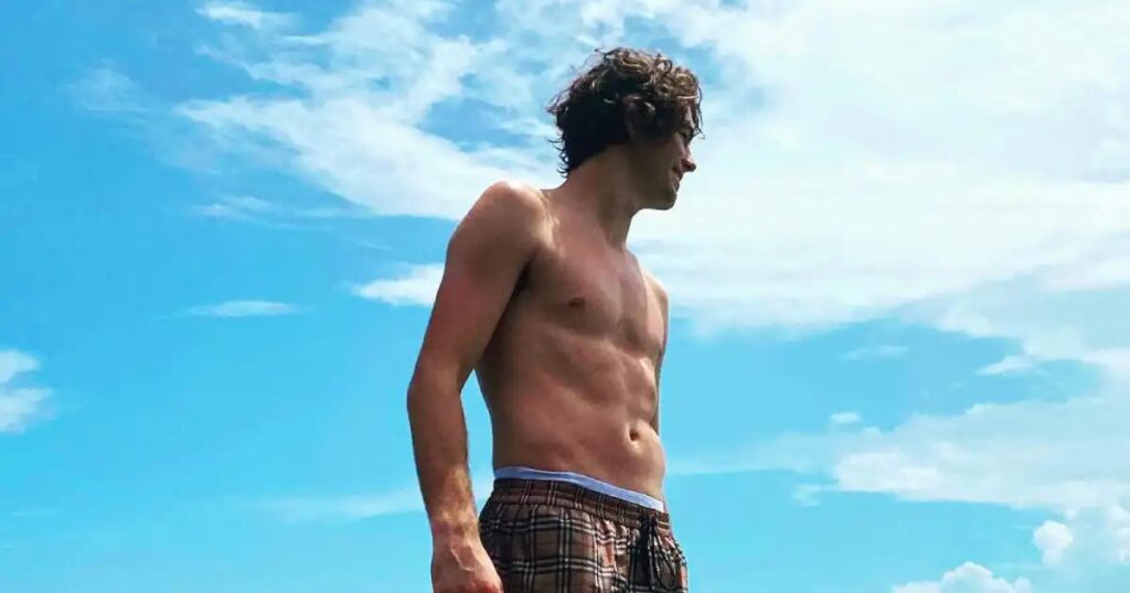 People We Googled Shirtless This Week: Hottest Rising Stars in Media