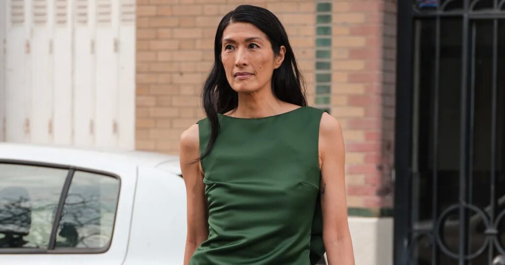 13 Full Coverage Boat Neck Tops That Deliver ‘Rich Girl’ Elegance