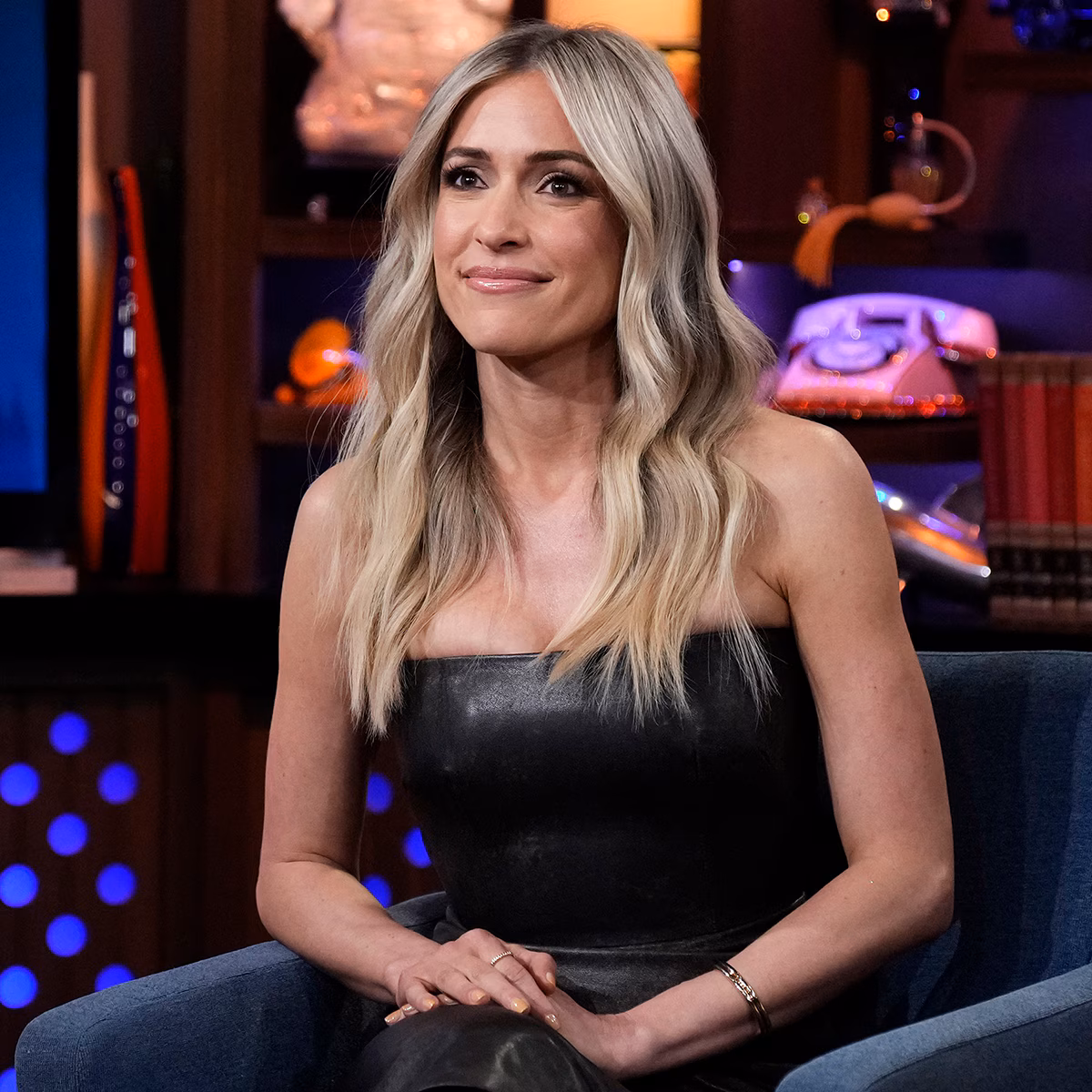 Kristin Cavallari Kids Fly Coach While She’s in First Class to Teach Money
