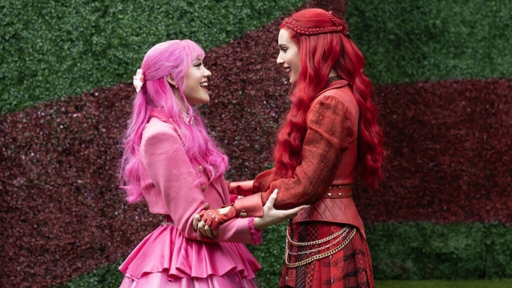 Descendants Wicked Wonderland Ending Explained: What Is In Pink’s Box?