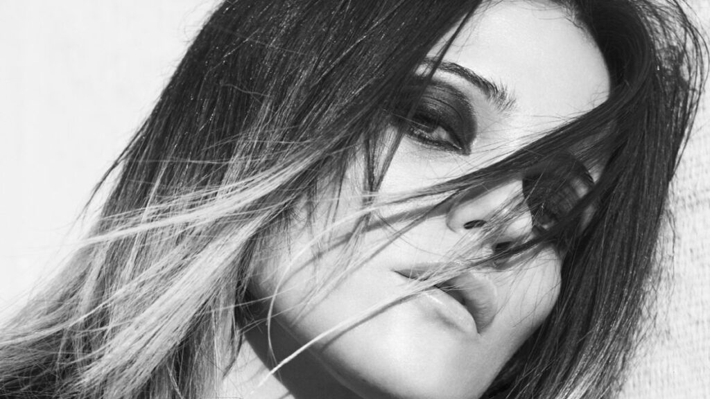 Sky Ferreira Opens Up About Miley Cyrus Friendship & Long-Awaited Album