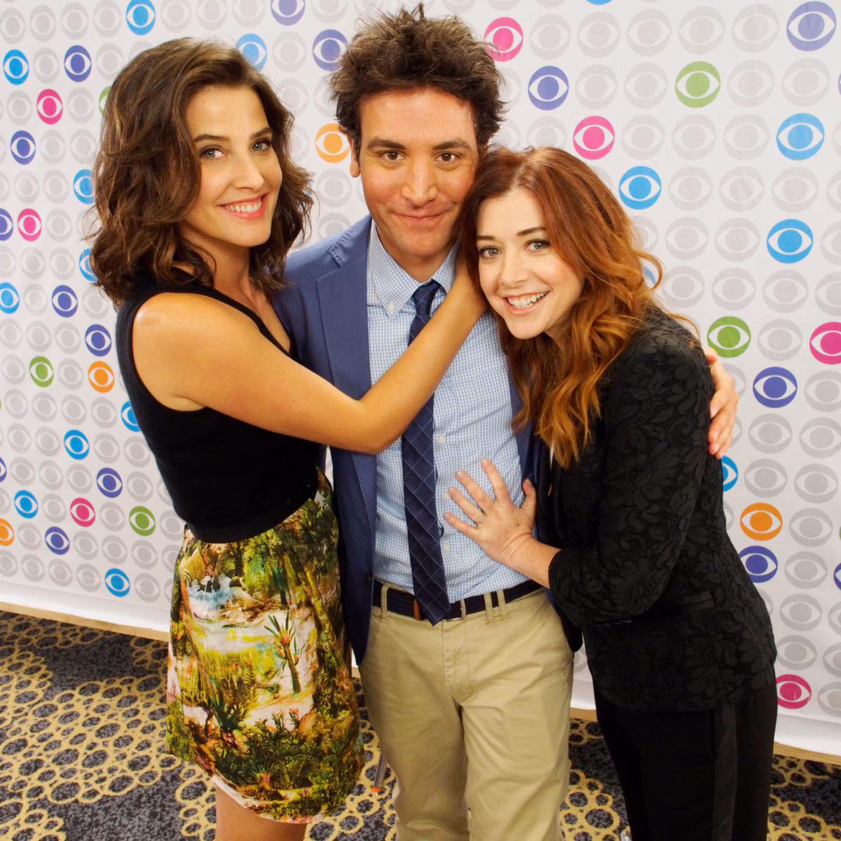Josh Radnor Says How I Met Your Mother Cast Isn’t Close: More Secrets