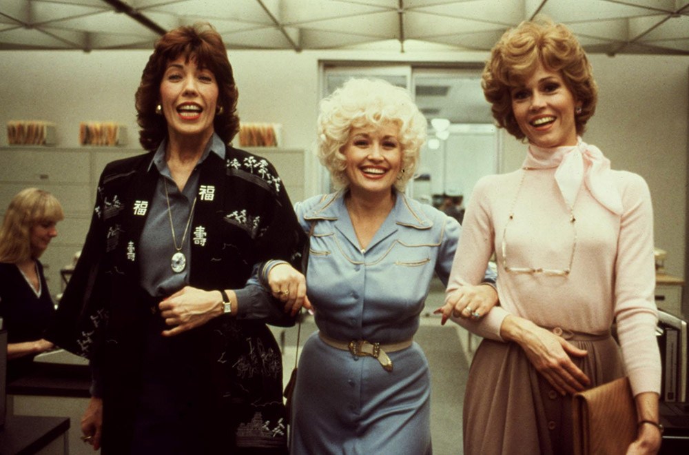 Dolly Parton Lit Up the Screen With Her Authentic Self: Critic Tribute
