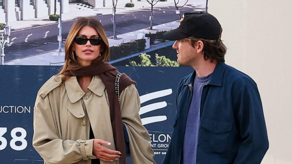 Kaia Gerber & Boyfriend Lewis Pullman Hold Hands on Date Night in L.A.