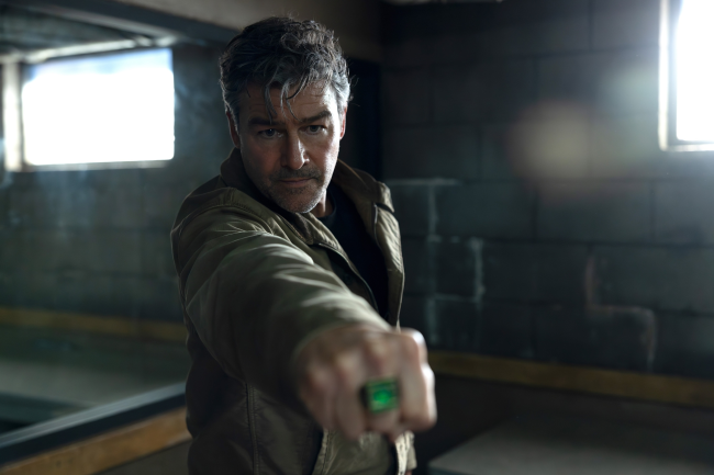 ‘Lanterns’ review roundup, critics, Kyle Chandler, Aaron Pierre