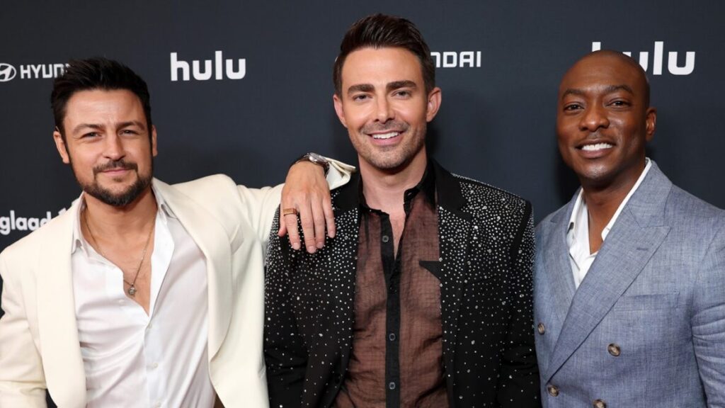 Tyler Hynes, Jonathan Bennett, & B.J. Britt Have Fun ‘The Groomsmen’ Reunion in NYC!