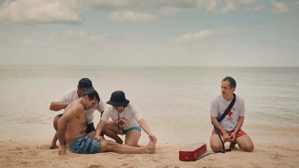‘Hombre Al Agua’ Review: Gael García Bernal’s Chaotic Comedy